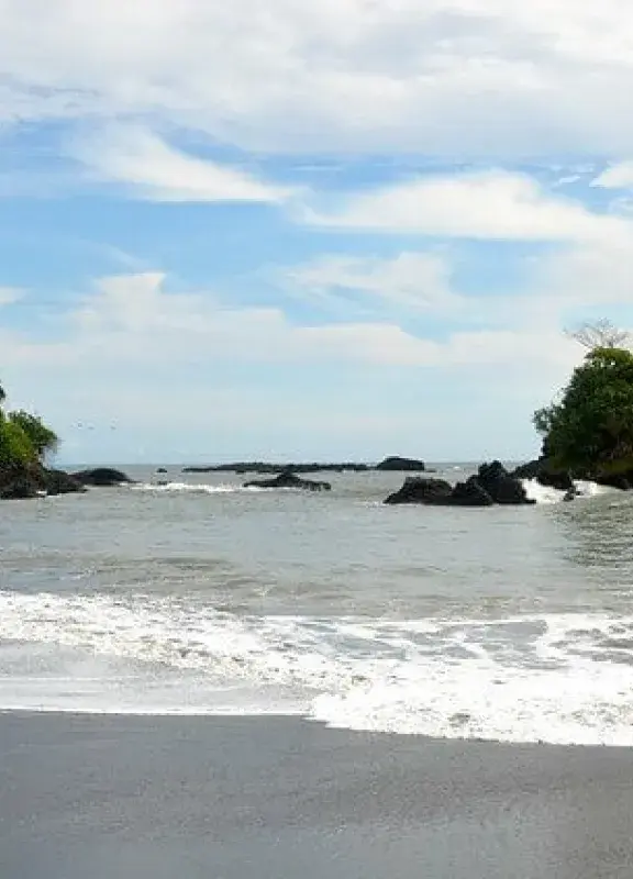8 lugares en Colombia donde puedes hacer actividades en el agua 8 lugares en Colombia donde puedes hacer actividades en el agua
