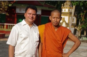 Albeiro Rodas en Camboya