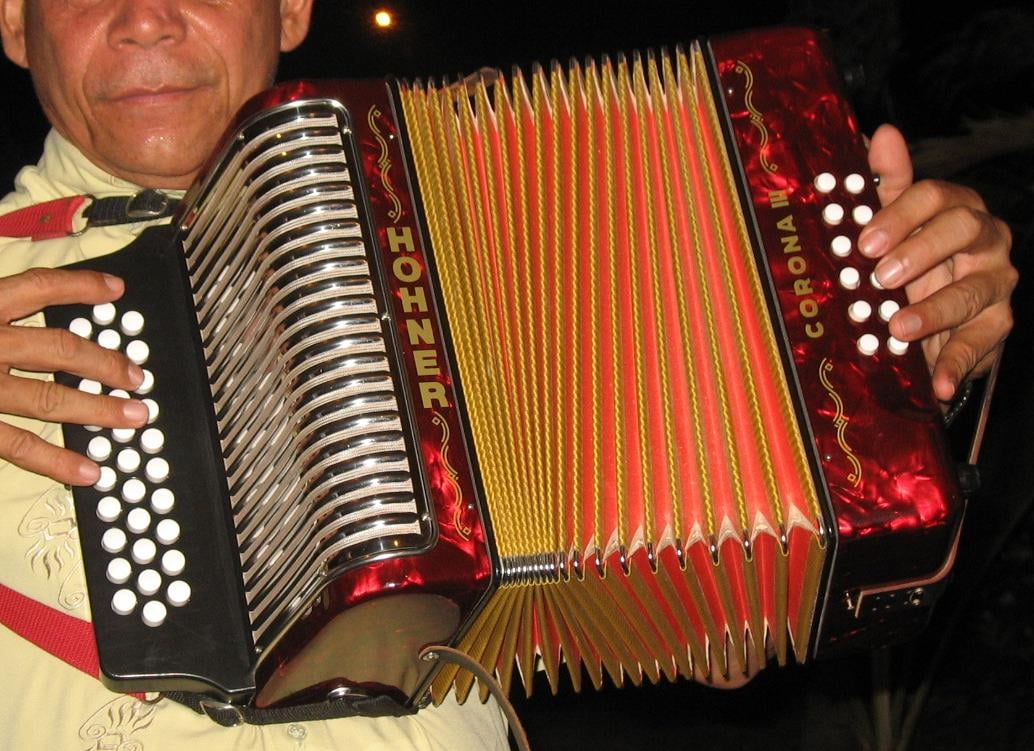 Details about   Musical instrument keychain Colombia souvenir Guasa. 