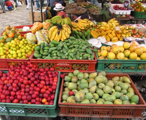 Colombian exotic fruits, colombian fruits, farmers market Colombia