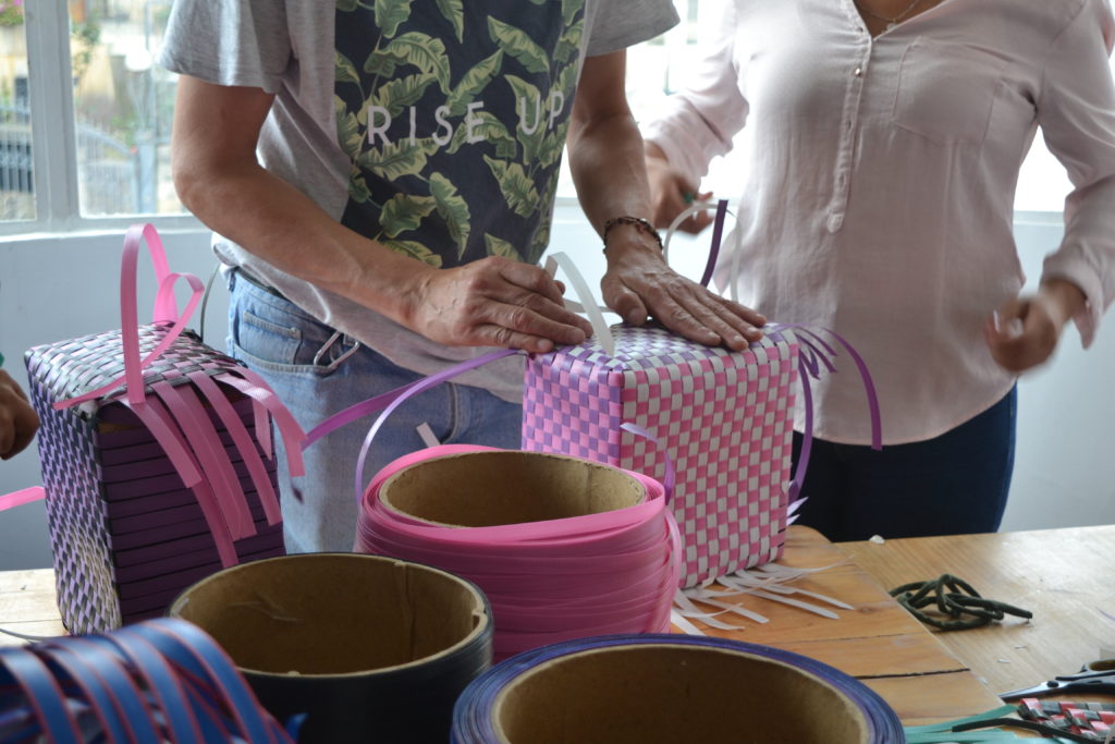 How to make a handcrafted zuncho basket | Colombia Country Brand