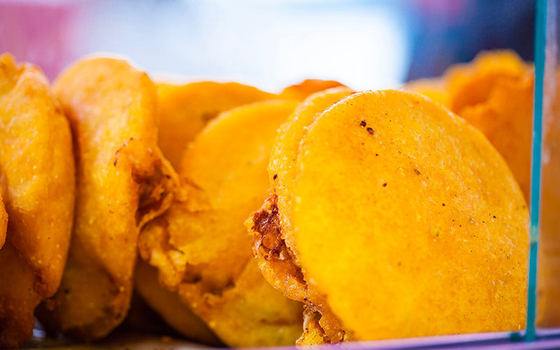 Arepa de huevo is a salty and stuffed corn cake of the Caribbean Coast | Colombia Country brand
