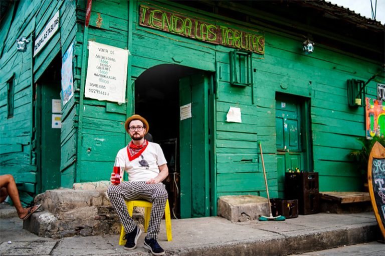 Eddie White voyageant autour du pays le plus accueillant du monde | Marque Pays Colombie