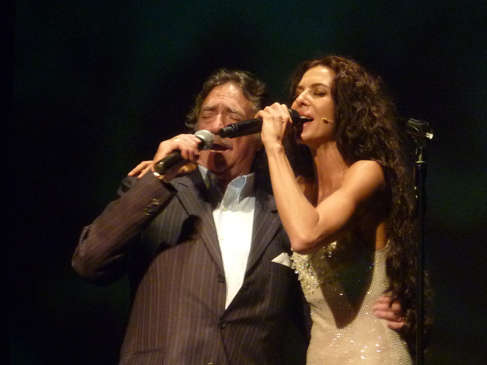 La sabrosura de la mujer colombiana La sabrosura de la mujer colombiana, Margarita Rosa de Francisco, Actriz, cantante, compositora