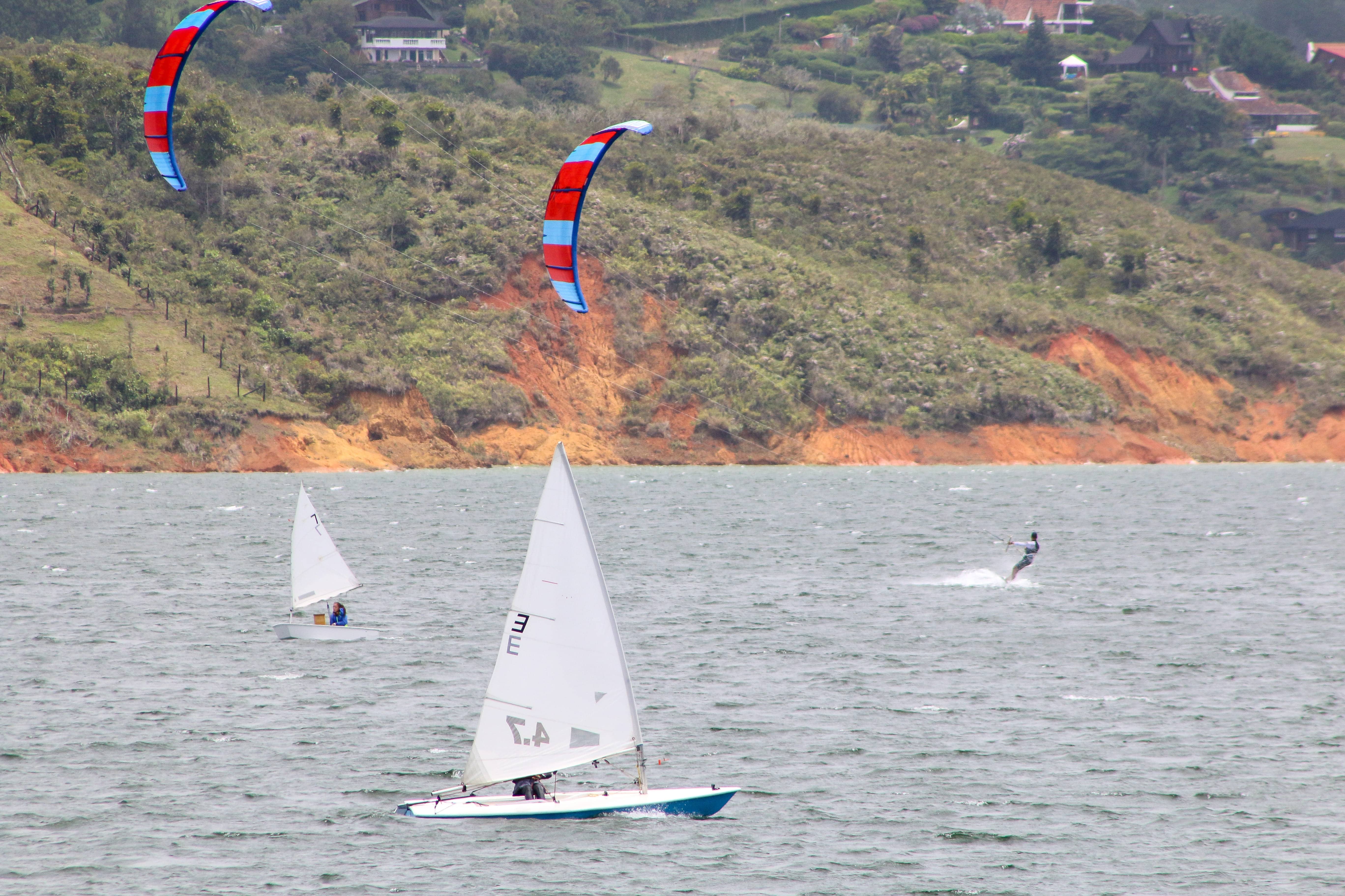 Sailing and kitesurfing at Calima Lake.