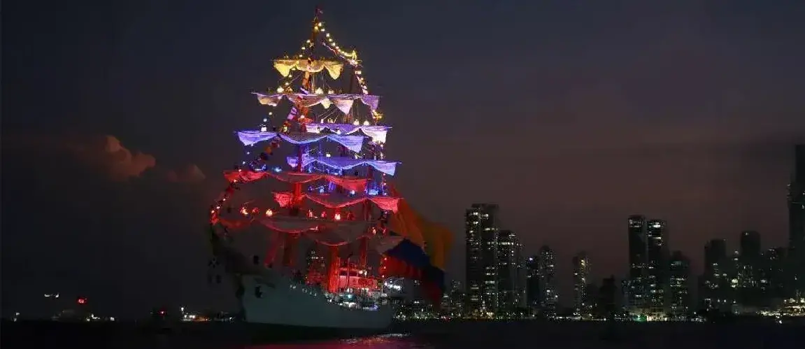 Barco histórico de Colombia, Buque Gloria