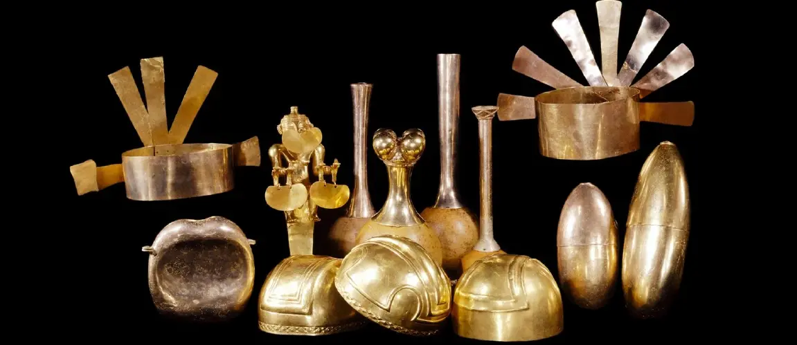Piezas de orfebrería colombiana
