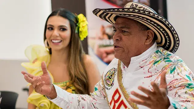 Rey Momo of the Barranquilla Carnival speaking.