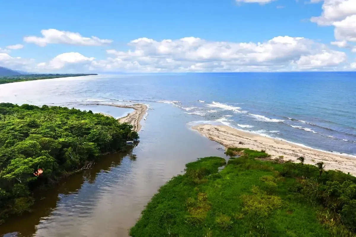 Don Diego River amid Colombian hydrography