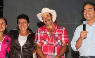 FAMILIA-URRAO1|FAMILIA-URRAO FAMILIA-URRAO1|FAMILIA-URRAO