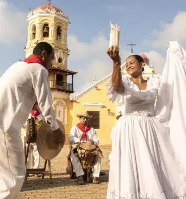 Muestra del folclor colombiano Muestra del folclor colombiano