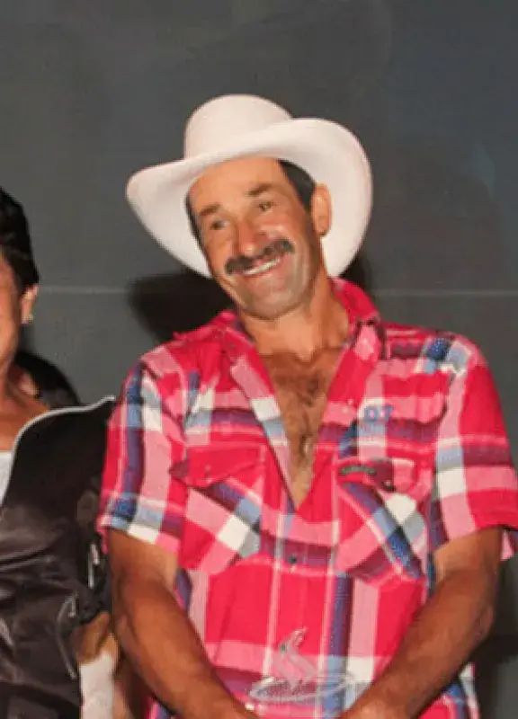 FAMILIA-URRAO1|FAMILIA-URRAO FAMILIA-URRAO1|FAMILIA-URRAO