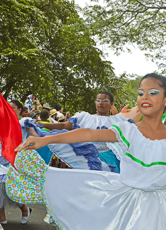 PR_CO_WEB_imagen_1024x683_01 (1)|Festival bambuco|San Juanero|Joropo Niñas bailando joropo