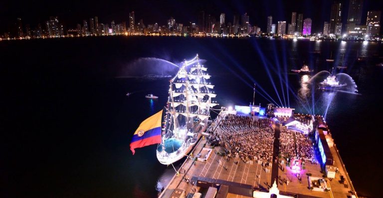 Buque Gloria, Armada de Colombia, Cartagena, Puerto