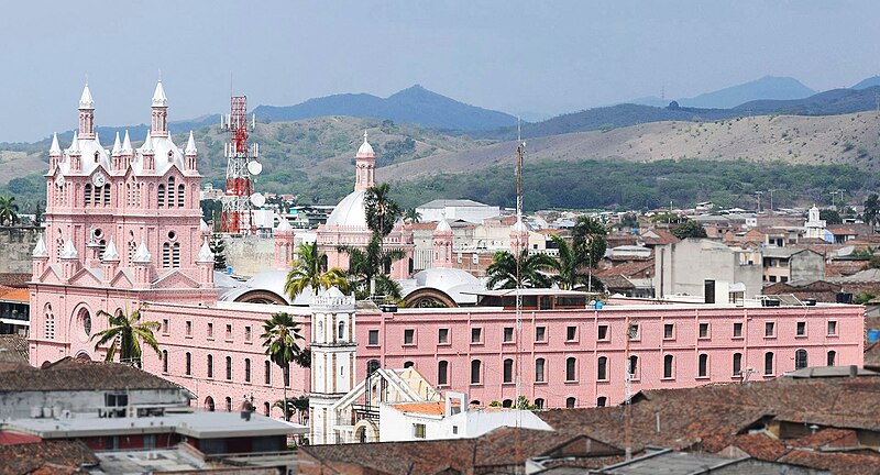 Basilica Nuestro Señor de los Milagros en Buga, Colombia