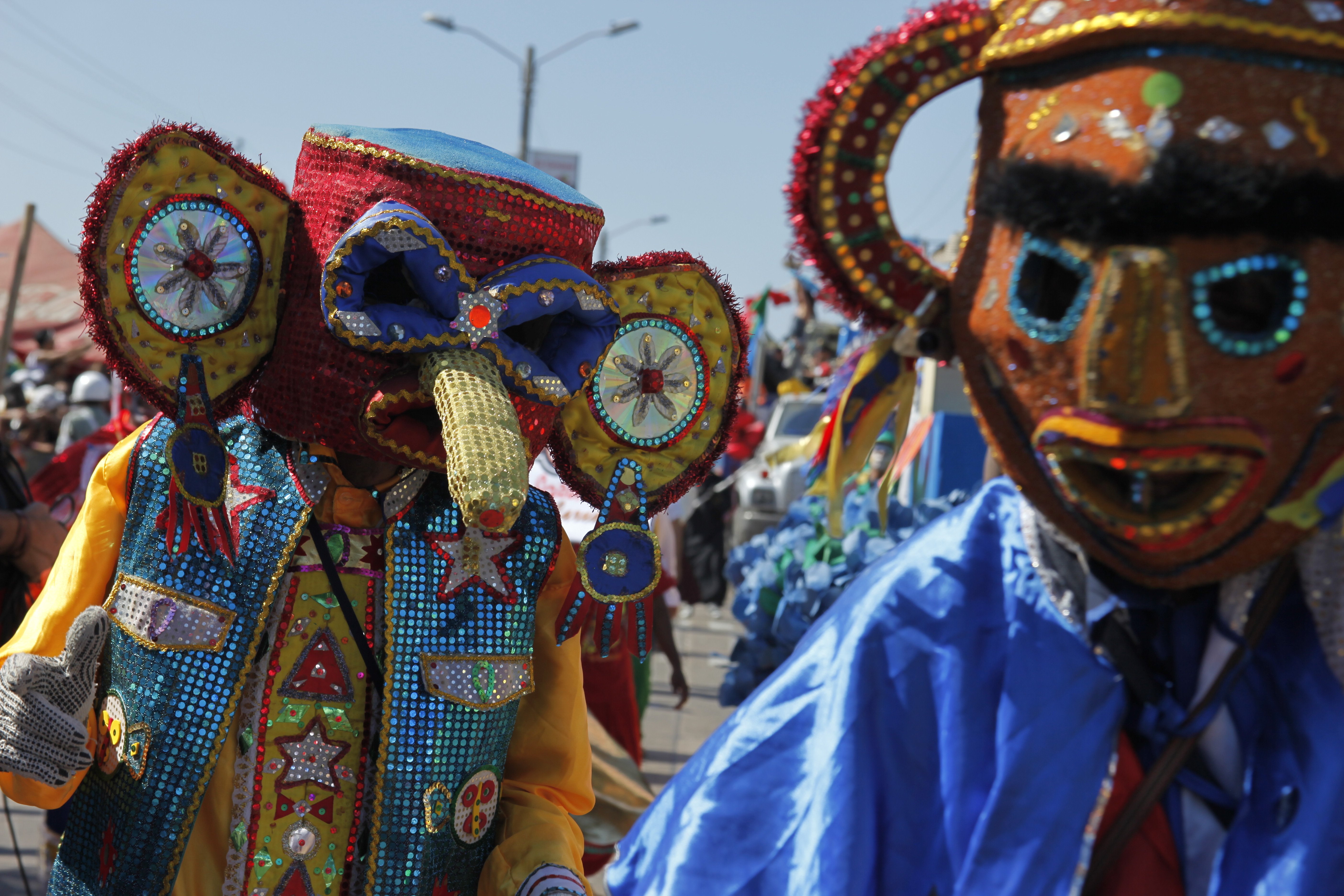 Жизнь латинской америки. Карнавал де Барранкилья. Карнавал Боготы (Carnaval de Bogota) - Колумбия. Карнавал в Барранкилье. Карнавал в Барранкилье, Колумбия.
