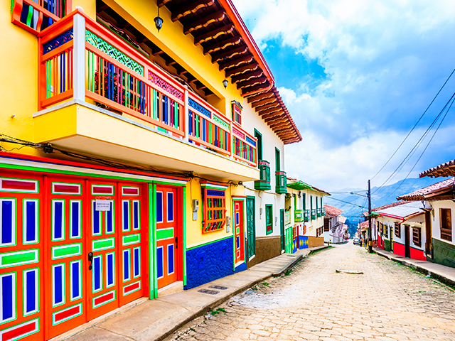 Calles de arquitectura colonial, en Jericó-Antioquia.