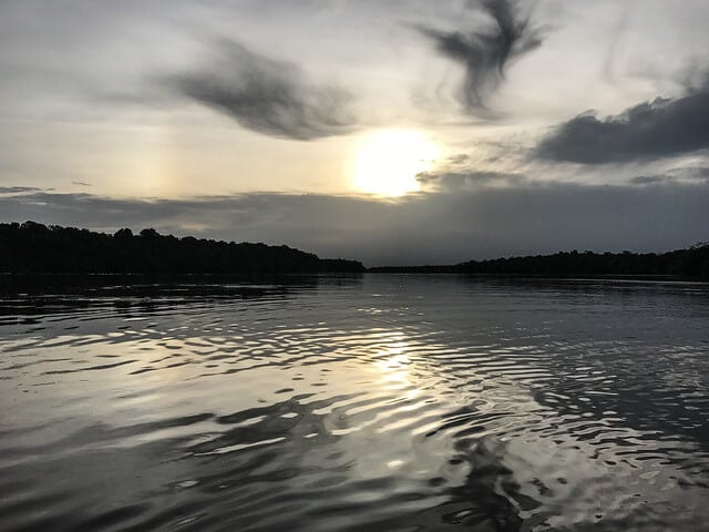 Río Negro, kayak, deportes acuáticos, Colombia, experiencias únicas