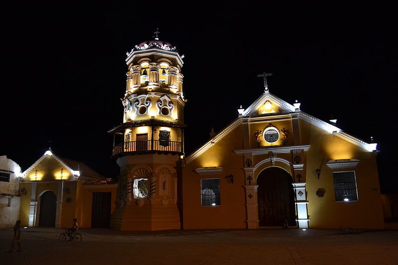 Iglesia Santa Barbara, turismo religioso, matrimonio en Boyacá