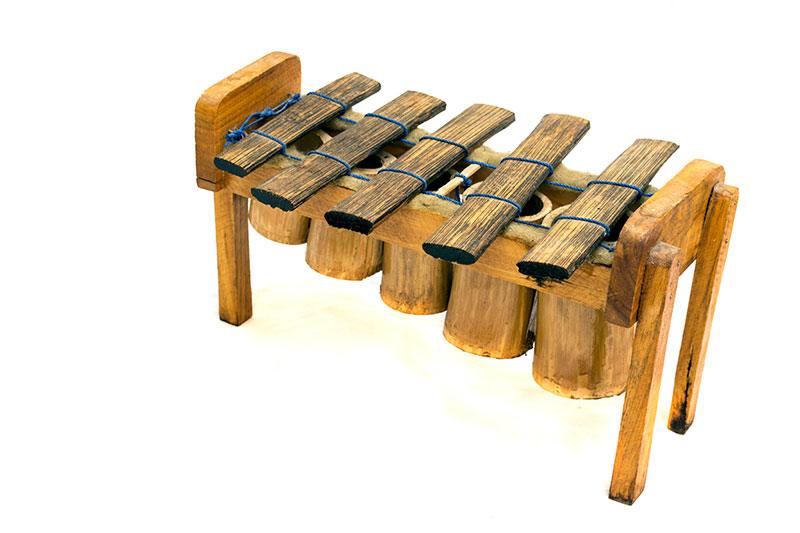 Marimba, instrumento característico de la Región Pacífica
