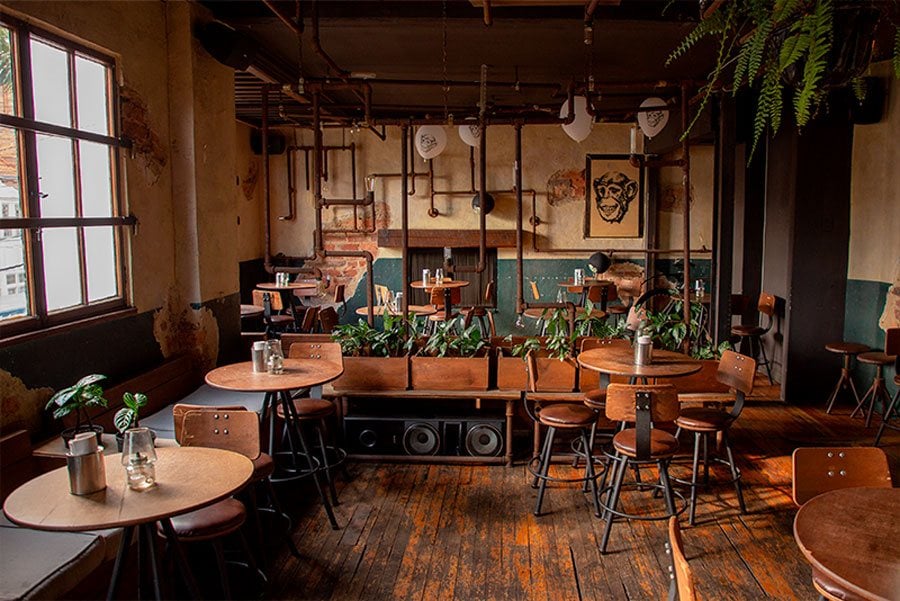 Restaurante y bar El Mono Bandido en el barrio de estilo de inglés de Bogotá | Marca País Colombia