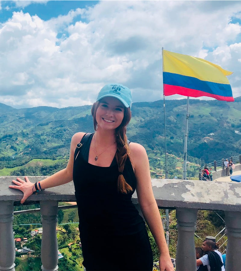 Kally Higgins viajando por el país más acogedor del mundo | Marca País Colombia
