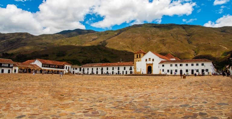 Villa de Leyva, pozos azules villa de leyva, glamping villa de leyva, desierto villa de leyva, pueblo colonial colombia, viajar por colombia