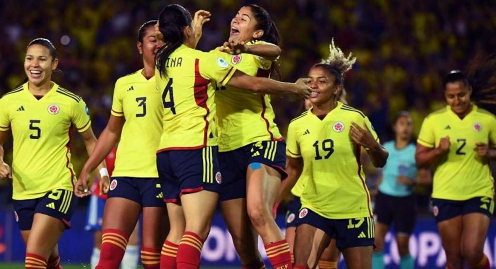 Selección Colombia Femenina en partido oficial. Cortesía Federación Colombiana de Fútbol